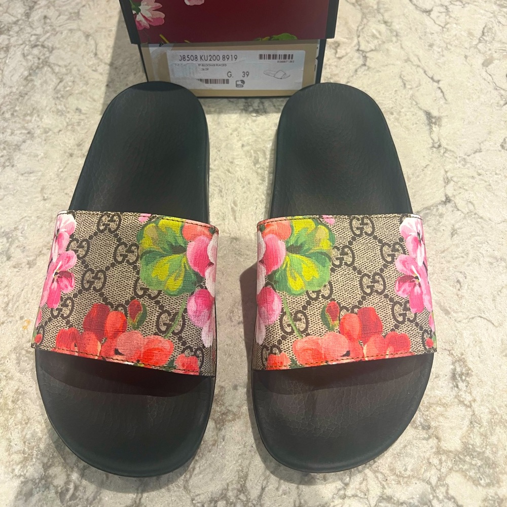 100% Authentic GG BLOOMS SUPREME FLORAL SLIDE SANDAL